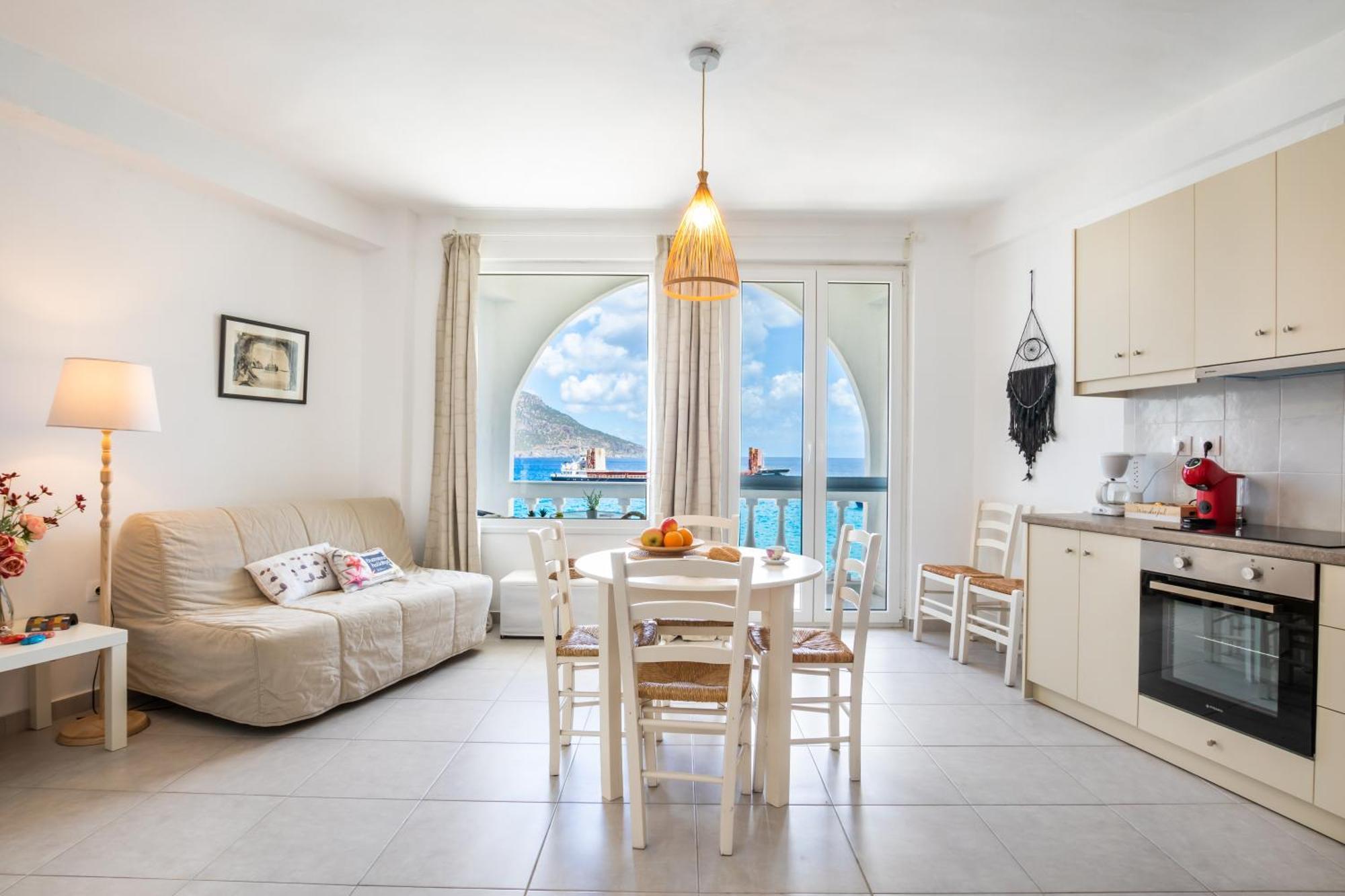 Appartement Mimis&Connie 1 à Karpathos Extérieur photo